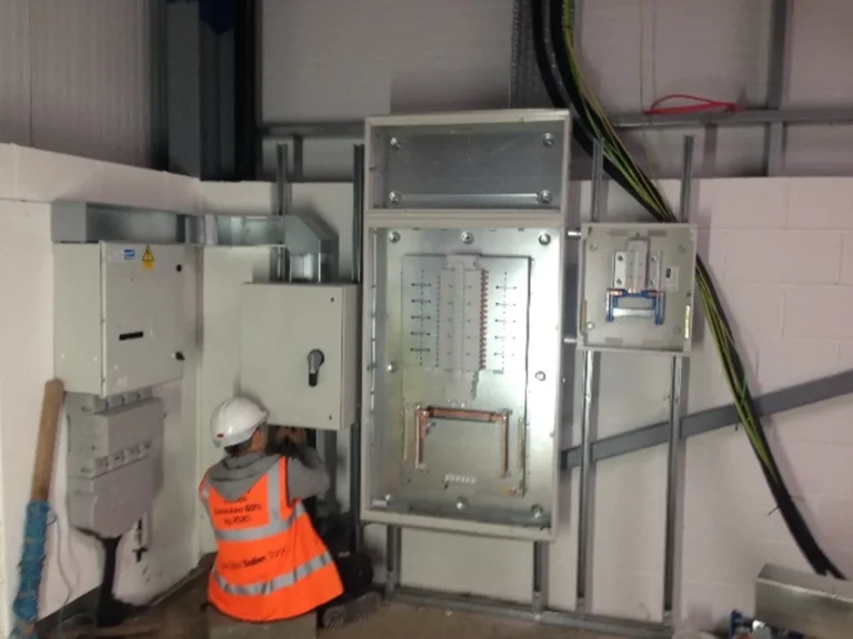 MARA Electrical engineer carrying out maintenance on a distribution panel